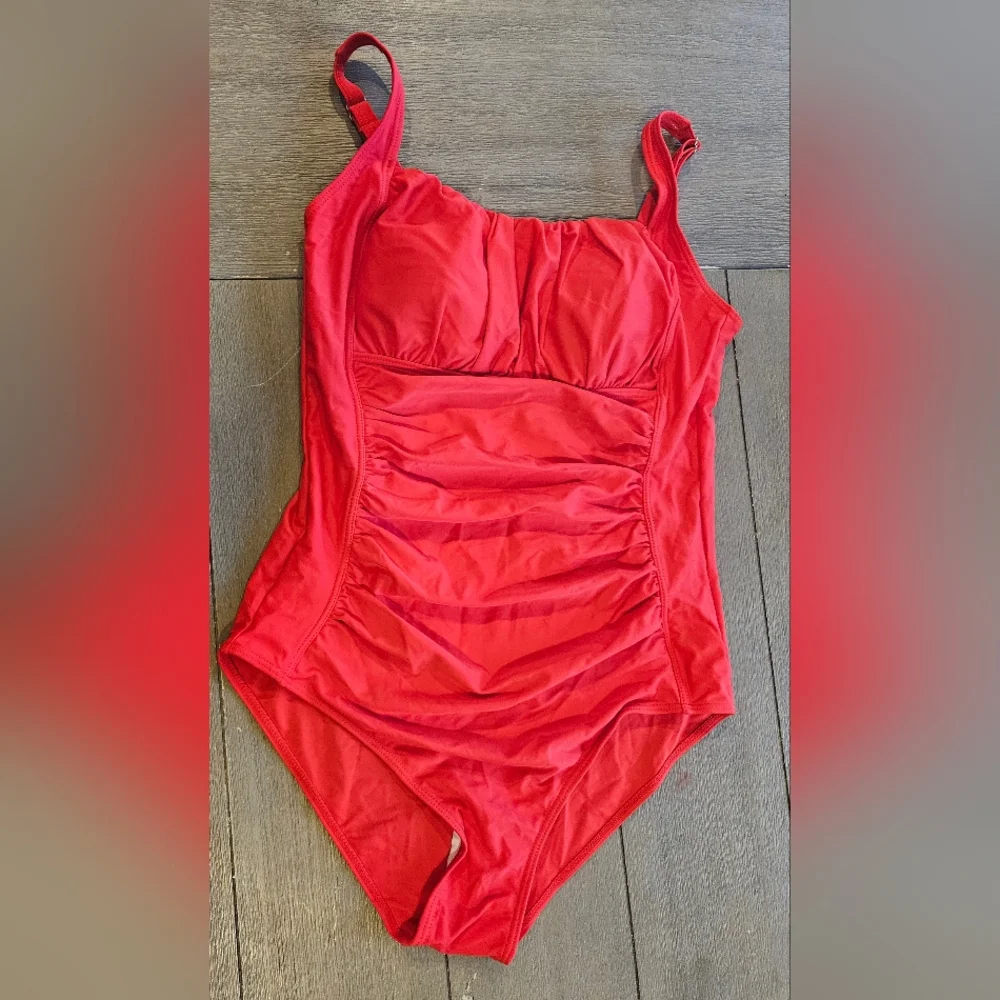 AQUA EVE one piece swimsuit - Picture 2 of 5